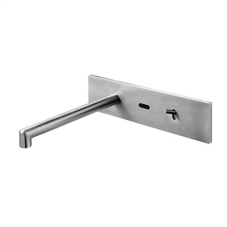 Cold and warm sensing concealed basin faucet