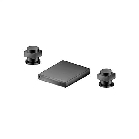 Three hole bathtub faucet with high flow rate
